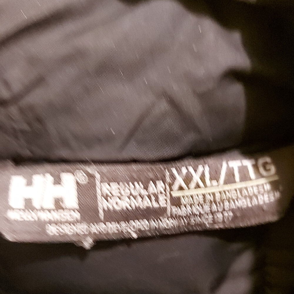 Helly Hansen Black Outerwear XXL